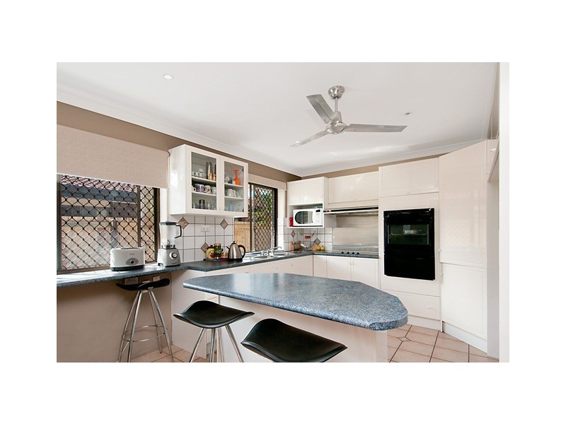 10 Karumba Drive, Warana QLD 4575