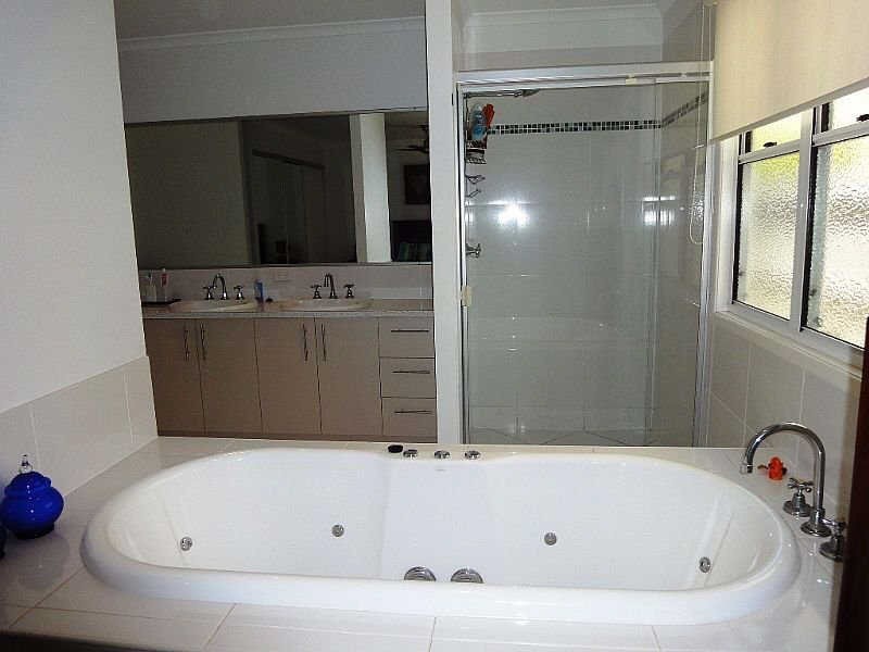 20a Lakedrive Crescent, Marcoola QLD 4564