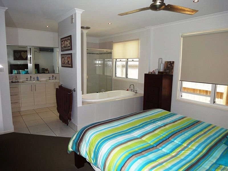 20a Lakedrive Crescent, Marcoola QLD 4564