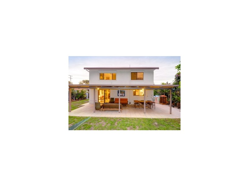 33 Iluka Avenue, Buddina QLD 4575
