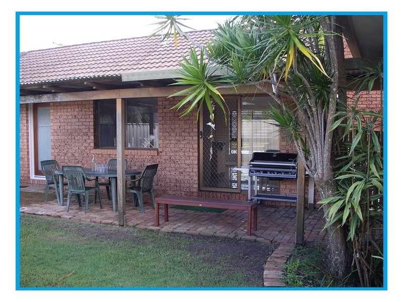2/14 Baleara Street, Buddina QLD 4575