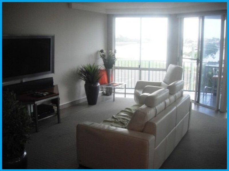 5/90 River Esplanade, Mooloolaba QLD 4557
