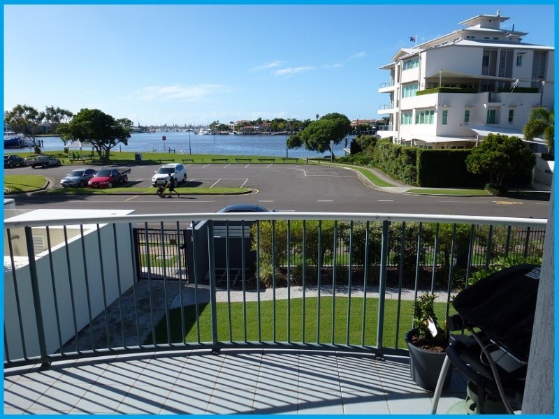 4/90 River Esplanade, Mooloolaba QLD 4557