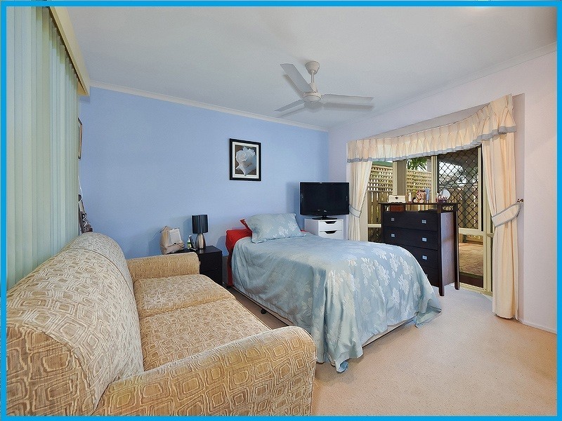 181/2 Melody Court, Warana QLD 4575