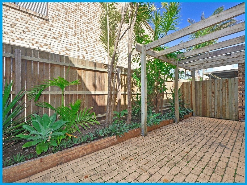 2/20 Yaringa Street, Buddina QLD 4575