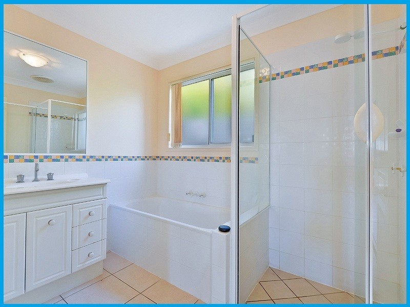 32 Magellan Crescent, Sippy Downs QLD 4556