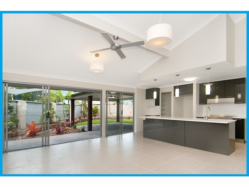 7 Allunga Court, Mooloolaba QLD 4557