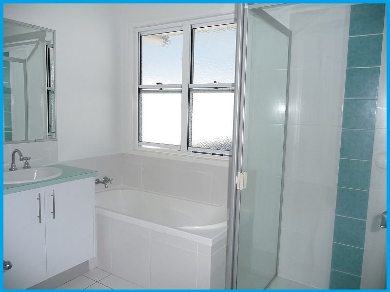 20 Lakedrive Crescent, Marcoola QLD 4564