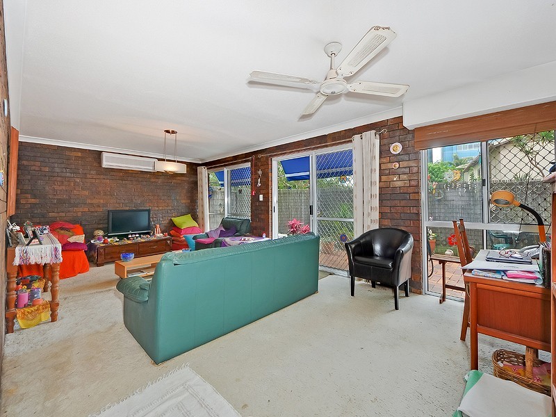 1/6-8 Muraban Street, Mooloolaba QLD 4557