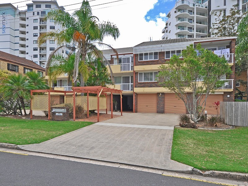 1/6-8 Muraban Street, Mooloolaba QLD 4557