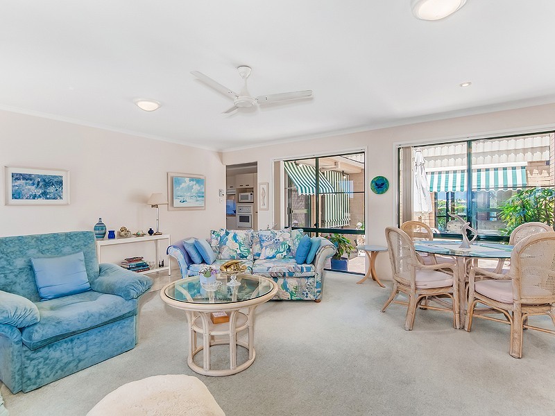 199/4 Melody Court, Warana QLD 4575