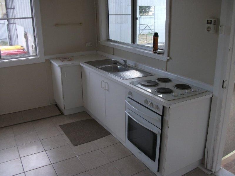 24 Campbell St, Trangie NSW 2823