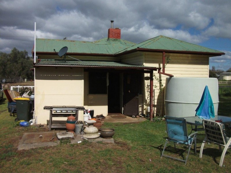 6-12 Scott St, Cassilis NSW 2329