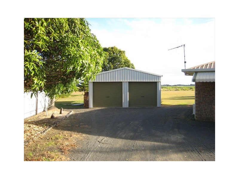 59 Murdochs Rd, Moore Park Beach QLD 4670