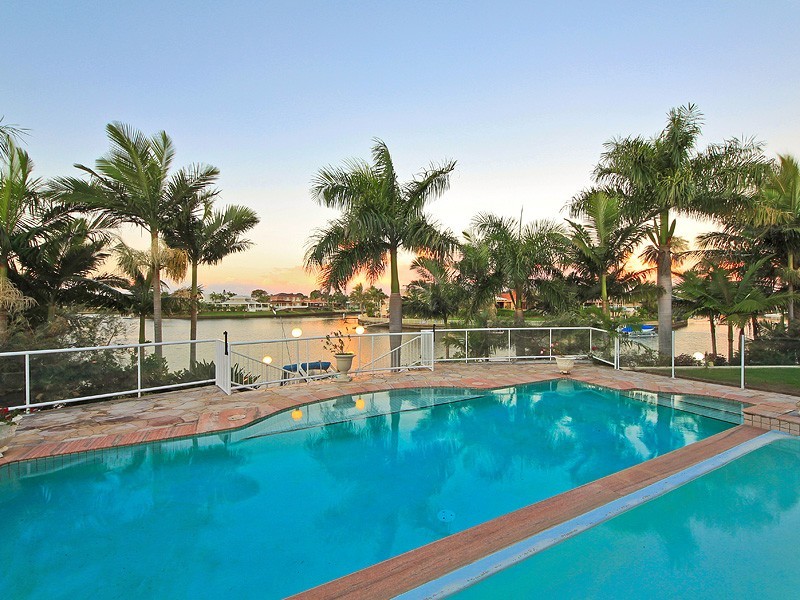 51 Portobello Drive, Mermaid Waters QLD 4218