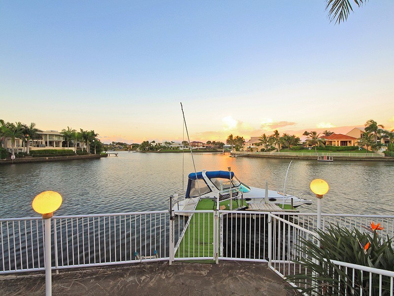 51 Portobello Drive, Mermaid Waters QLD 4218