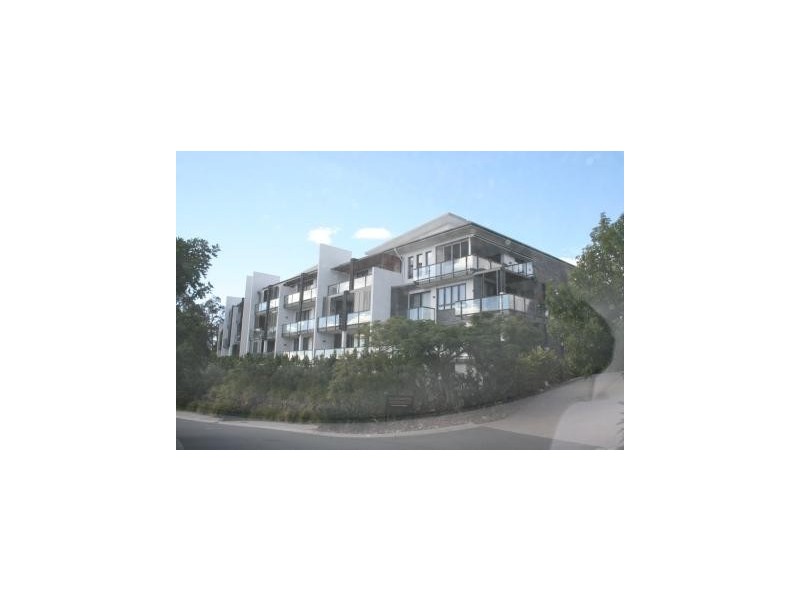 3/305 Easthill Drive, Robina QLD 4226