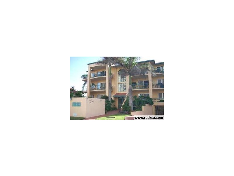2/99 Old Burleigh Road, Broadbeach QLD 4218