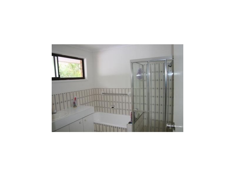 112 Oceanic Drive, Mermaid Waters QLD 4218