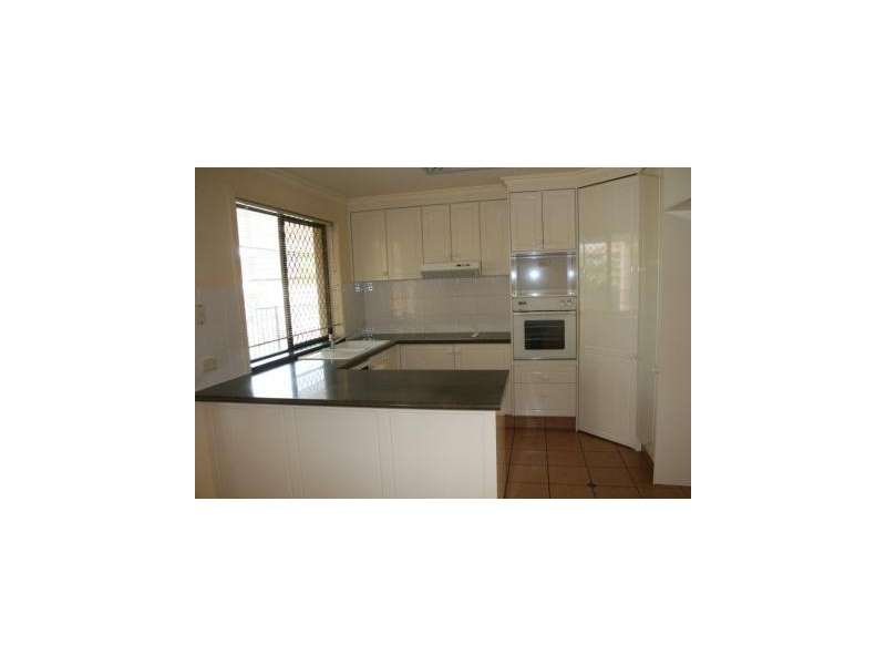 19 Moonraker Street, Clear Island Waters QLD 4226
