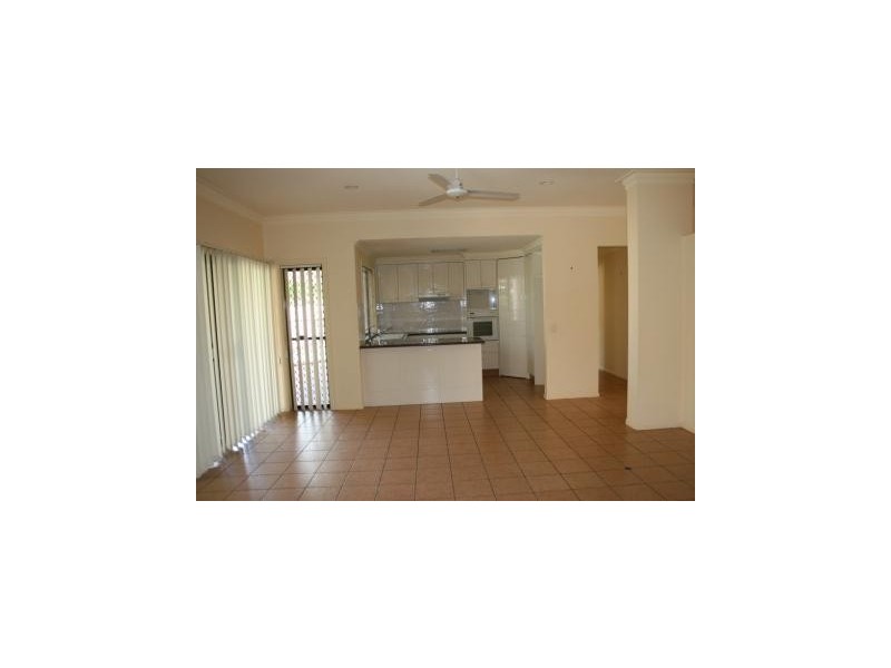 19 Moonraker Street, Clear Island Waters QLD 4226