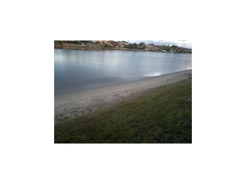 12 Delungra Court, Mermaid Waters QLD 4218