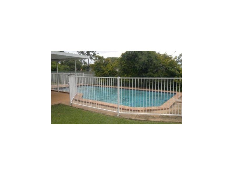 2 Longueville Court, Robina QLD 4226