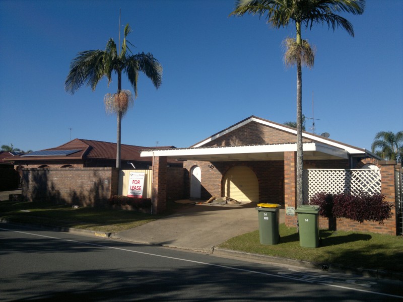 54 Markeri Street, Mermaid Waters QLD 4218