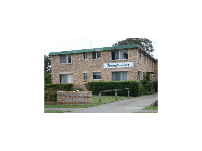 5/2 Oceanic Drive, Mermaid Waters QLD 4218