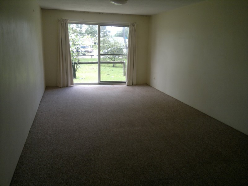 1/2 Oceanic Drive, Mermaid Waters QLD 4218