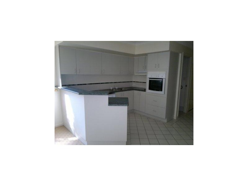 26/7-9 Santa Cruz Blvd, Clear Island Waters QLD 4226