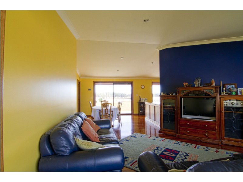 165 Ranch Road, Crescent Head NSW 2440
