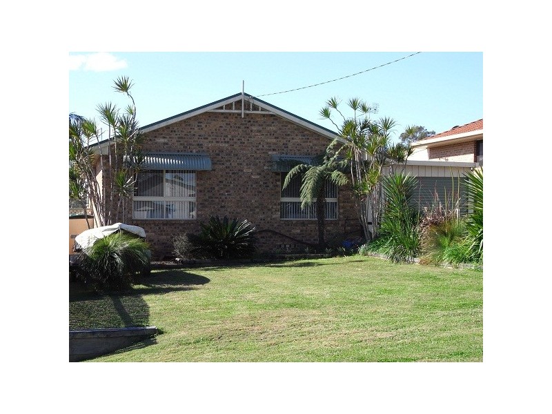 51 Queen Street, Greenhill NSW 2440