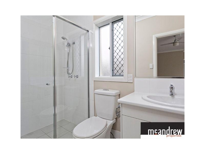 1/27 Railway Pde, Nundah QLD 4012