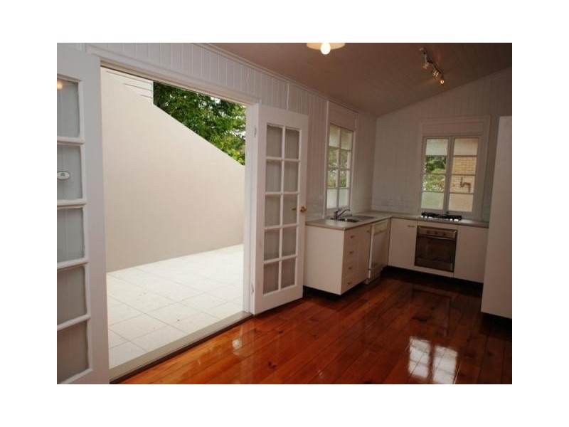 2/78 Garrick Tce, Herston QLD 4006