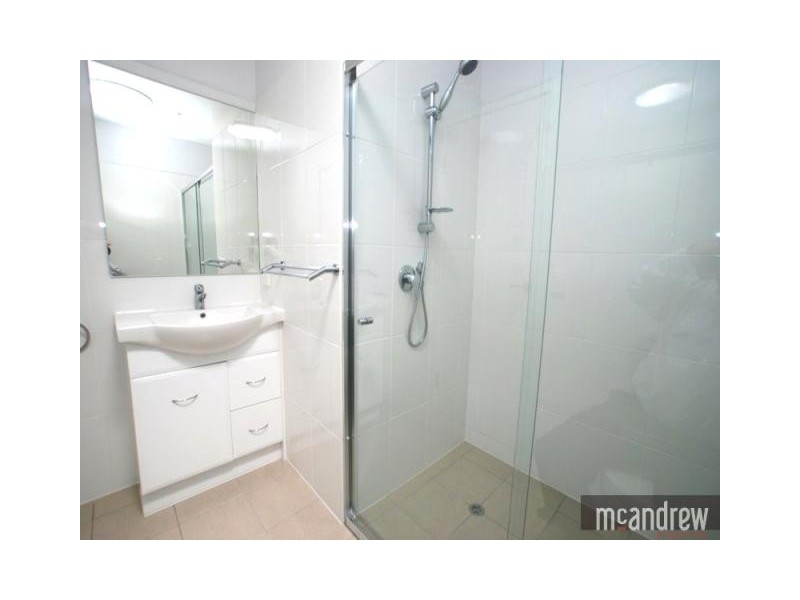 1/27 Garrick Tce, Herston QLD 4006