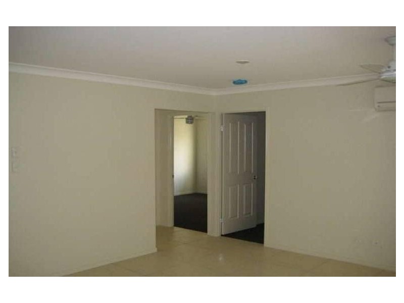 83 High Street, Blackstone QLD 4304