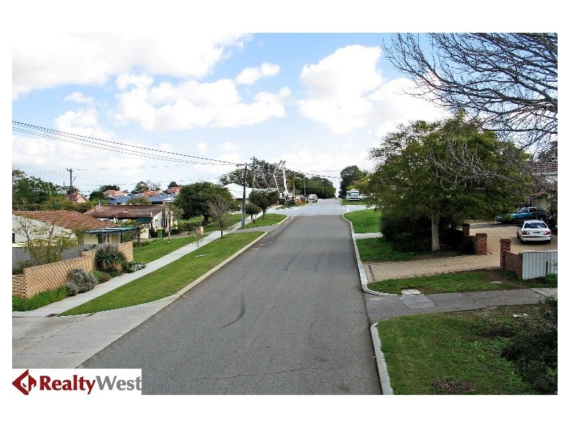 68 Moreing Street, Redcliffe WA 6104