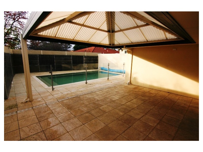 7 O’Leary Place, Redcliffe WA 6104