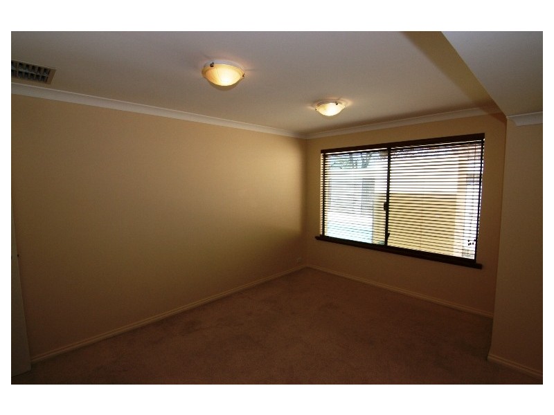 7 O’Leary Place, Redcliffe WA 6104