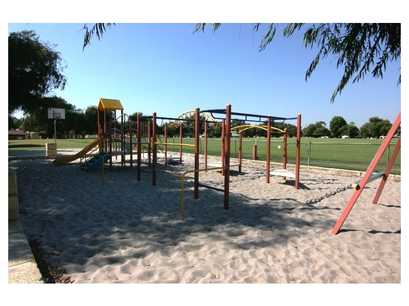 70 Solar Way, Carlisle WA 6101