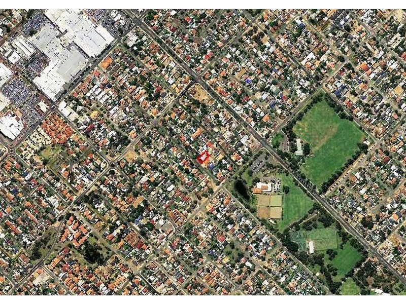 301 Robinson Avenue, Cloverdale WA 6105