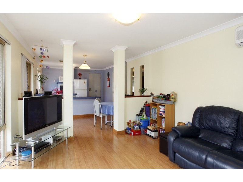 12 Treffone Street, Redcliffe WA 6104