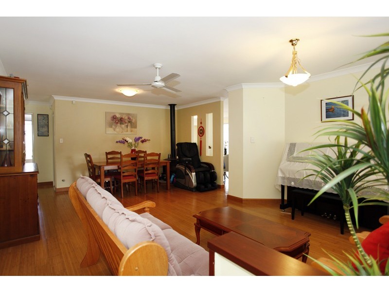 12 Treffone Street, Redcliffe WA 6104