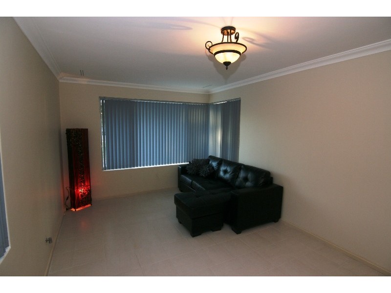 427 Belgravia Street, Cloverdale WA 6105