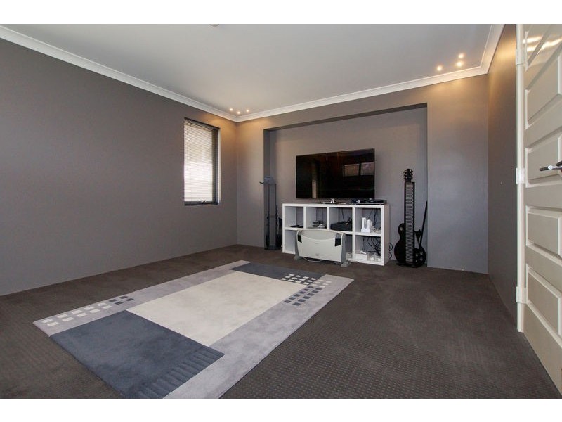 6 Ellard Avenue, Belmont WA 6104