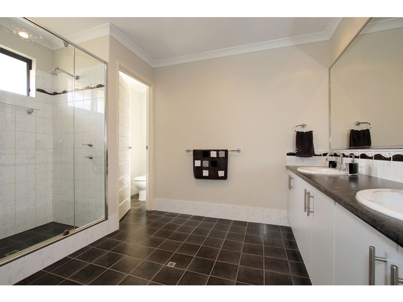 6 Ellard Avenue, Belmont WA 6104