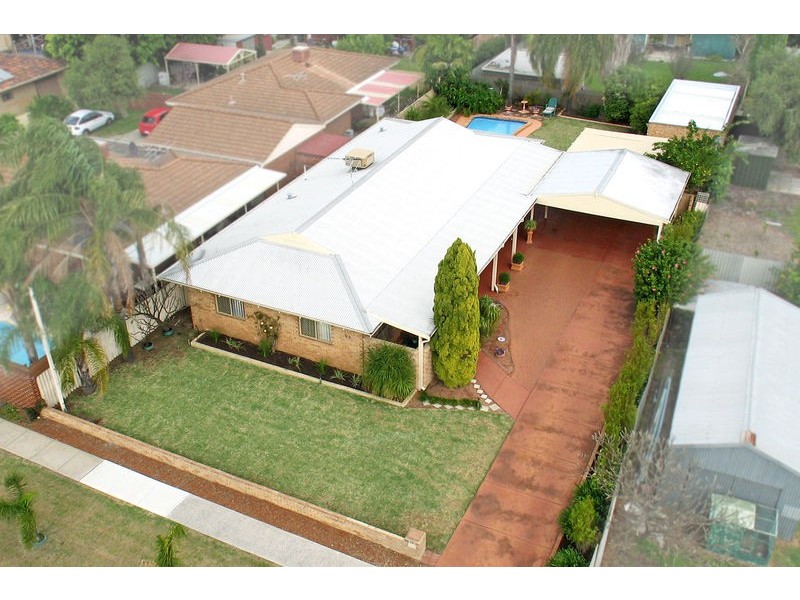 64 Leake Street, Belmont WA 6104