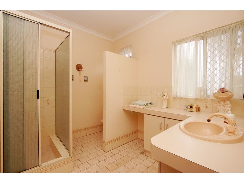 64 Leake Street, Belmont WA 6104