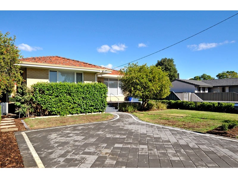 24 Trink Street, Cloverdale WA 6105